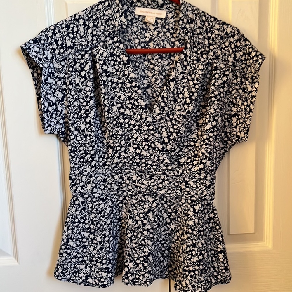Pretty shirt never worn